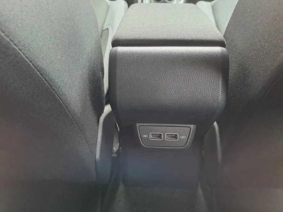 Volkswagen Polo 1.0 TSI Highline Business R | R-Line | Automaat | Adaptive cruise | Stoelverwarming | Apple Carplay | Andriod Auto
