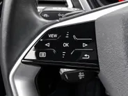 Audi Q4 Sportback e-tron 35 Launch edition 55 kWh 125kW/170PK · Panoramadak · Leder · Stoelverwarming · Apple/Android Car Play · Garantie t/m 17-10-2026 of 100000km.
