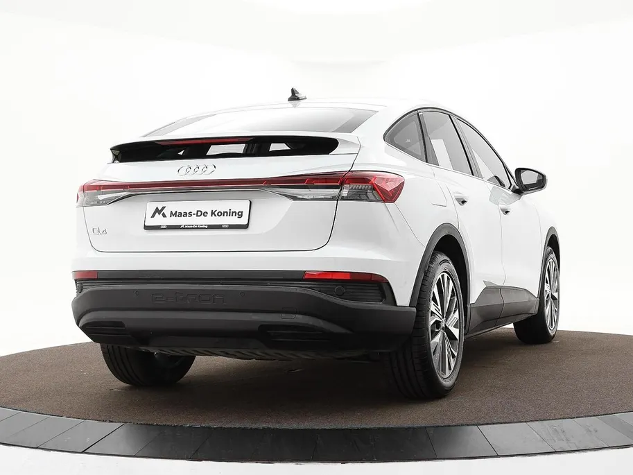 Audi Q4 Sportback e-tron 35 Edition 55 kWh 170pk · SOH 92,4% · Navigatie · Apple/Android Car Play · P-Sensoren · Elek. Achterklep · 18'' Inch ·