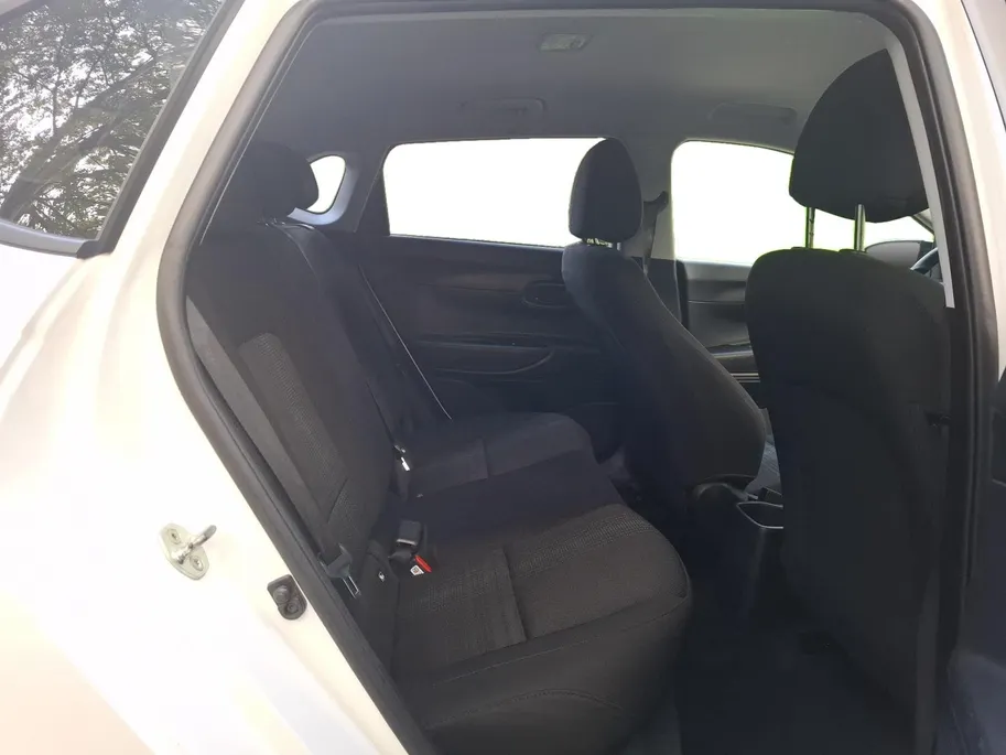 Hyundai i20 1.2 MPI i-Motion | TREKHAAK | AIRCO | TELEFOON | RADIO |