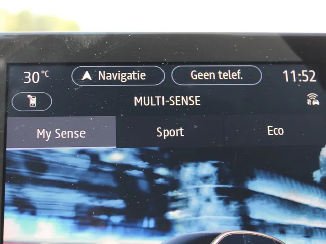 Renault Arkana 1.6 E-Tech Hybrid 145 R.S. Line | navigatie | lederen bekleding | BOSE audio