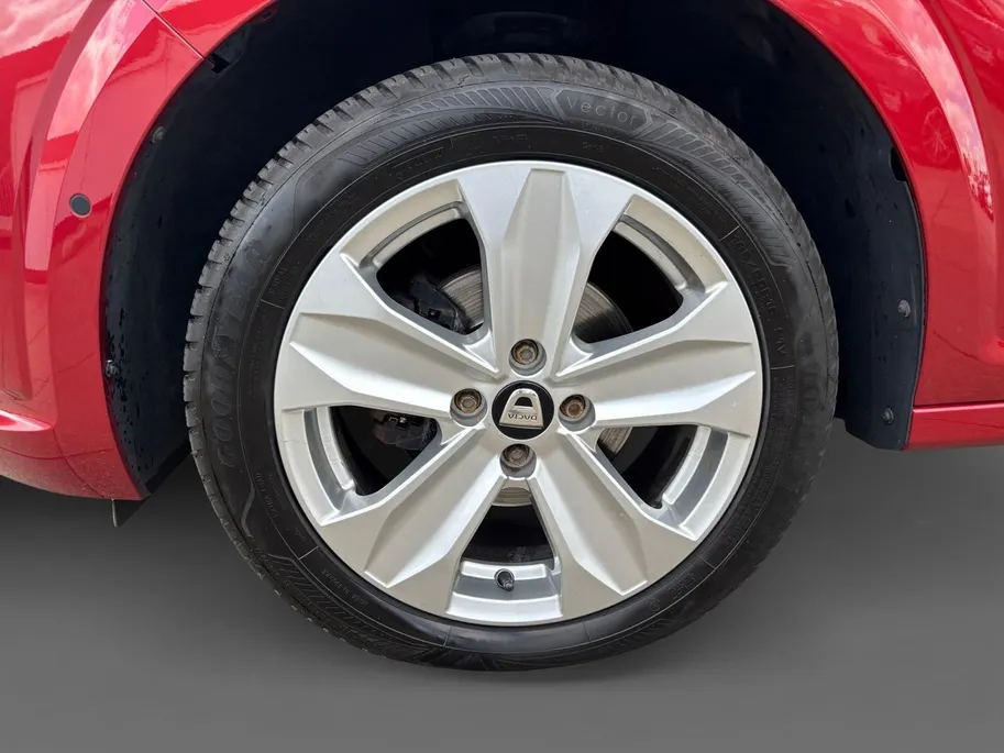 Dacia Sandero 100PK TCe Bi-Fuel Essential | 1e eigenaar | Trekhaak | Airco | Bluetooth | Parkeersensoren | Cruise Control | LED Koplampen | Camera | Lichtmetalen Velgen |