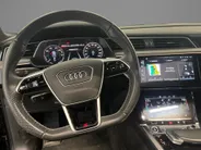 Audi e-tron Sportback 55 408pk Quattro S edition 95 kWh · SOH 95,2% · Luchtvering · 360 Camera · Panoramadak · Apple/Android Car Play · Stoelverwarming · Zwart Optiek Plus ·21'' Inch ·
