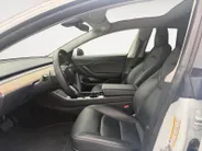 Tesla Model 3 Standard RWD Plus 60 kWh 87,8% SoH | 448Km Actieradius | Goed onderhouden! | Panoramadak | Elektr. Stoelen | Autopilot | 12 maanden garantie! |