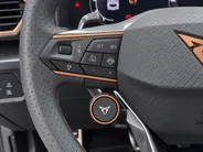 CUPRA Formentor 1.5 TSI e-Hybrid 204pk DSG Essential · 360 Camera · Stuur- & Stoelverwarming · Elek. Bestuurdersstoel + Geheugen · Keyless · Apple/Android Car Play · Garantie t/m 14-11-2030 of 150.000km