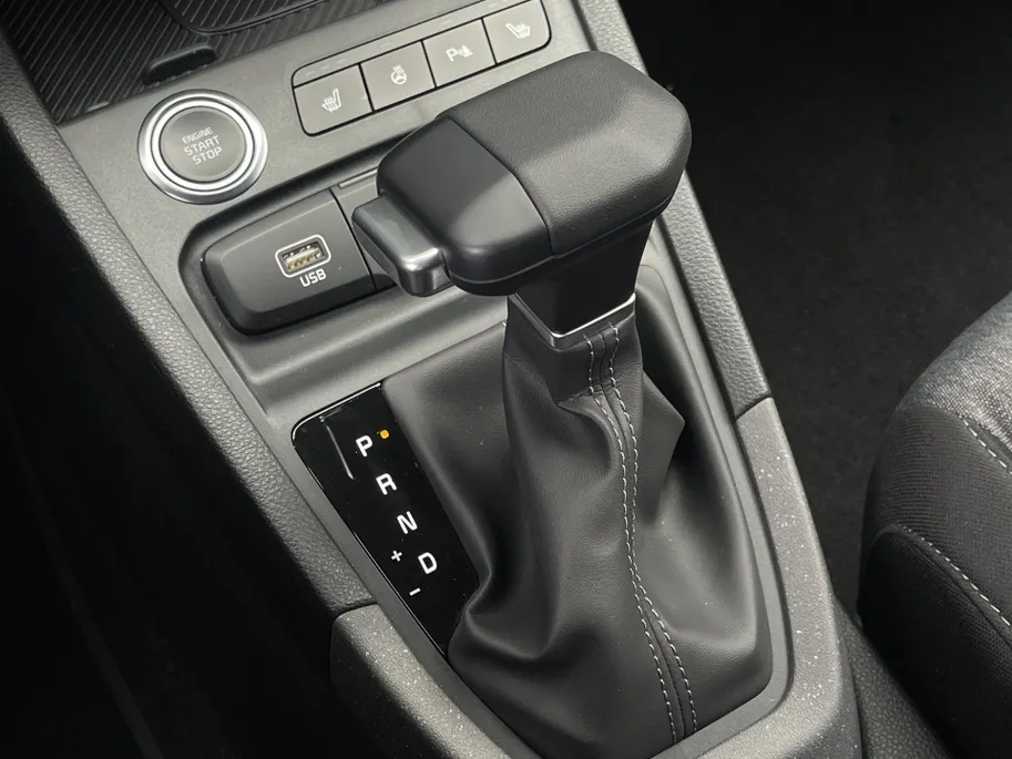 Kia Stonic 1.0 T-GDi MHEV ExecutiveLine | NU MET €1.000 inruilpremie! | Dodehoekassistentie | Stoel/stuurverwarming | Apple Carplay