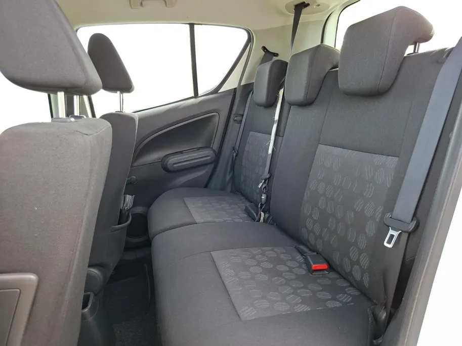 Suzuki Splash 1.0 Exclusive | Airco |Lichtmetalen velgen | Stoelverwarming | Radio / CD Speler