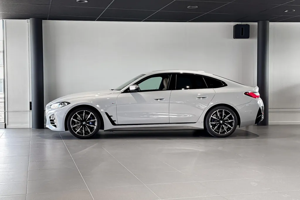 BMW 4 Serie Gran Coupé M440i xDrive High Executive