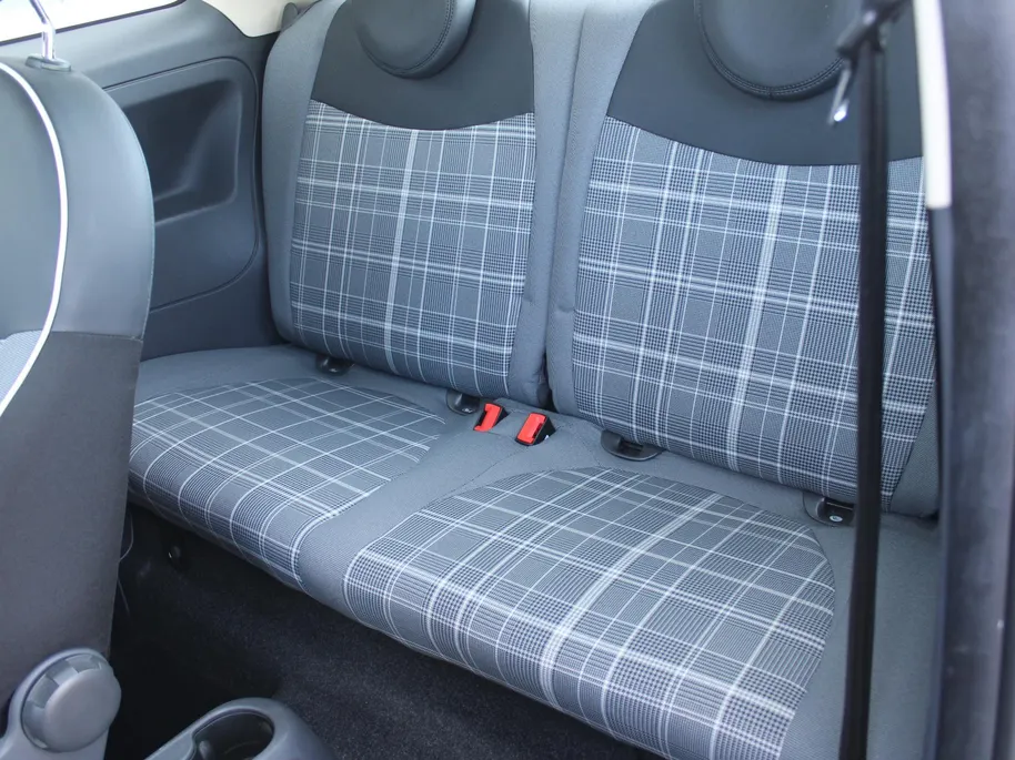 Fiat 500 0.9 TwinAir Turbo Lounge | Panoramadak | 16' LM | Navi | PDC | Cruise | Clima |