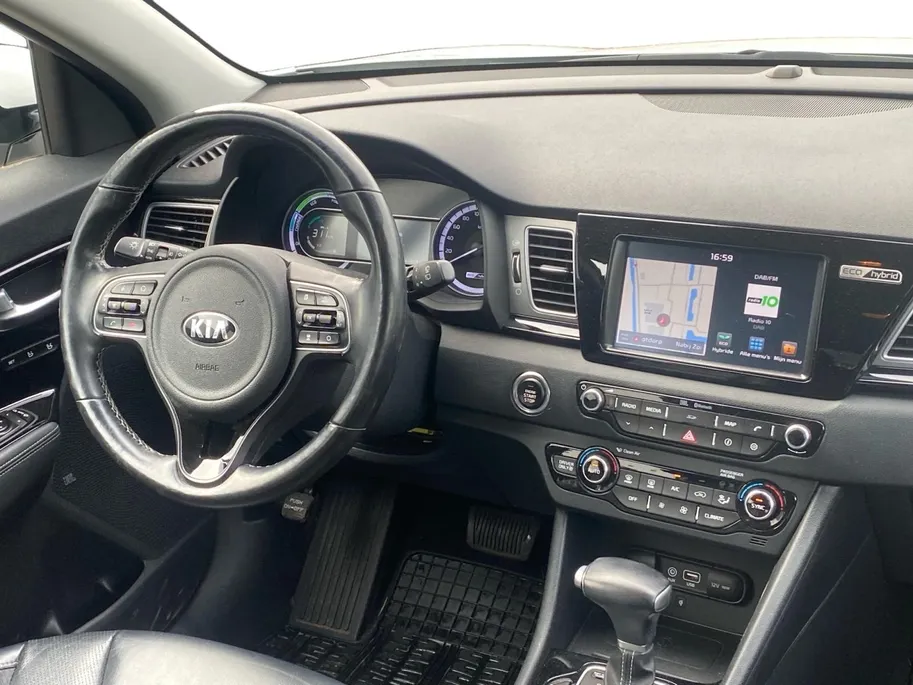 Kia Niro 1.6 GDi Hybrid ExecutiveLine | Dodehoekdetectie | Lederen bekleding | Stoelverwarming en ventilatie | 18 inch  LM-velgen | Elektr. stoel | Parkeercamera |