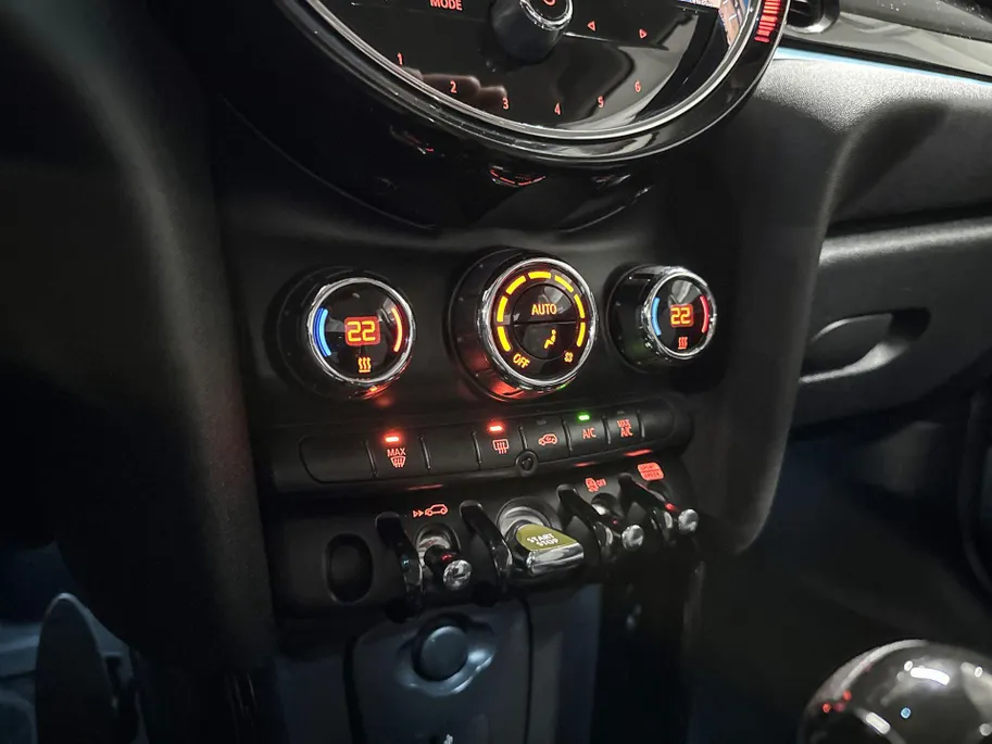 MINI Cooper 3-deurs Electric MINI Yours
