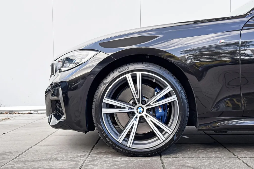 BMW 3 Serie Touring M340i xDrive High Executive