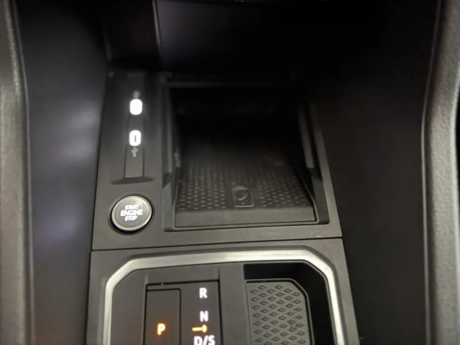 Ford Transit Connect 1.5 EcoBoost PHEV L2 Limited 150 PK | Achteruitrijcamera | Adaptieve Cruisecontrol | BLISS | trekhaak |