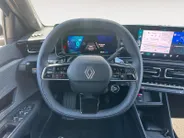 Renault 4 comfort range iconic 52 kWh | Stuur- & Stoelverwarming | Sfeerverlichting | Apple Carplay & Android Auto | Harman & Kardon Audio | Camera | Navigatie | Parkeersensoren | Rijdende Demo | Beschikbaar vanaf November 2026