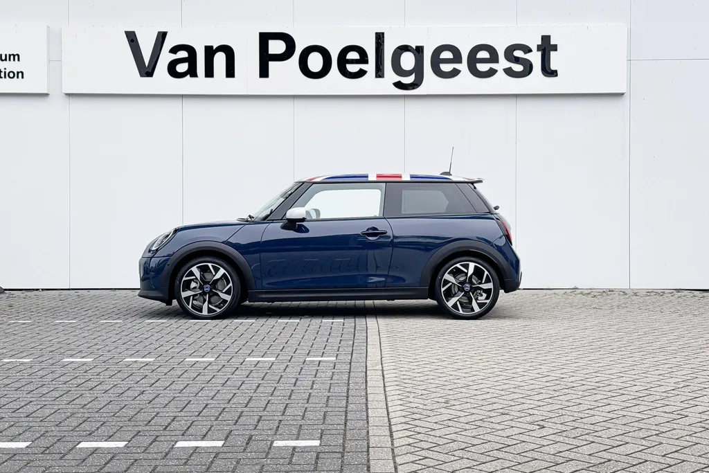 MINI Cooper 3-deurs 1.5 Cooper C Oxford Edition