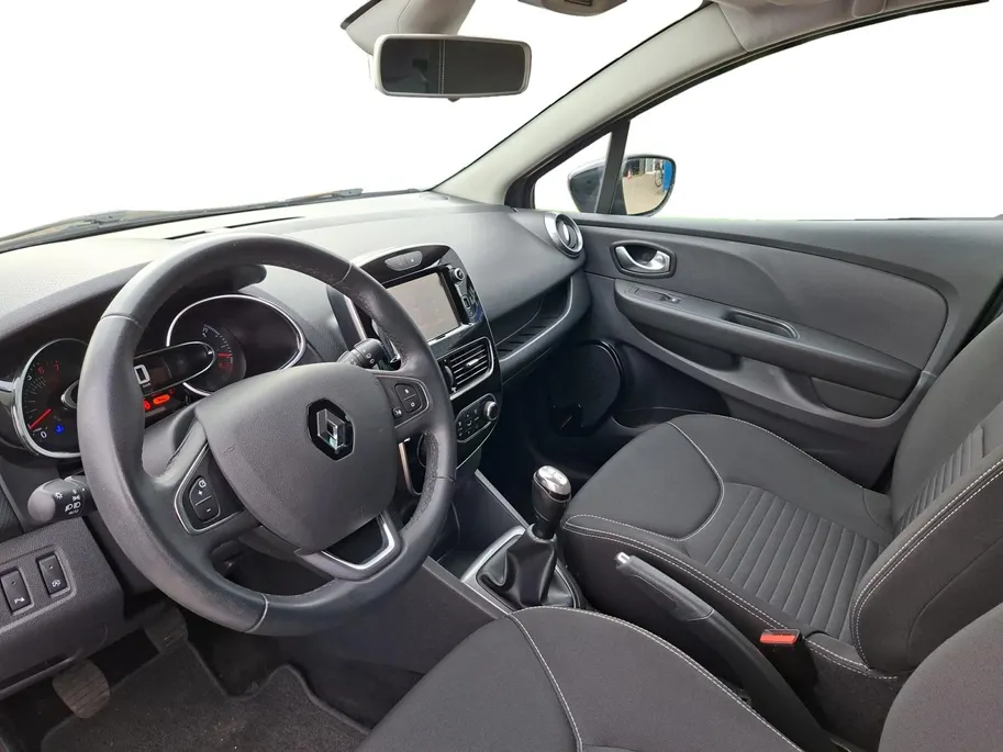Renault Clio 0.9 TCe Intens | Navigatie | Lichtmetalen velgen | Parkeer sensoren | Climate control