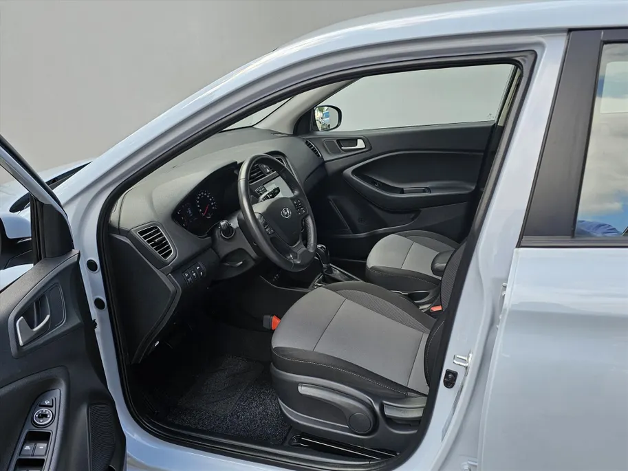 Hyundai i20 1.0 T-GDI 100PK Aut Comfort I Navigatie