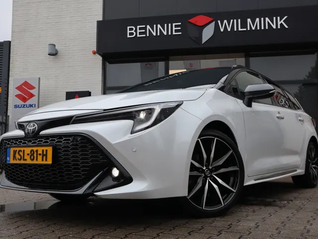 Toyota Corolla Touring Sports Hybrid 140 GR Sport | Blindspot | Parkeersensoren