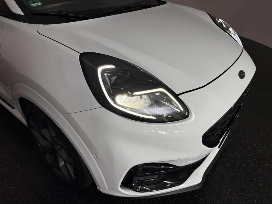 Ford Puma 1.5 EcoBoost ST-X | 200 PK | Full LED | Panoramadak | Trekhaak afneembaar | Driver Assistance Pack | Keyless Pack |