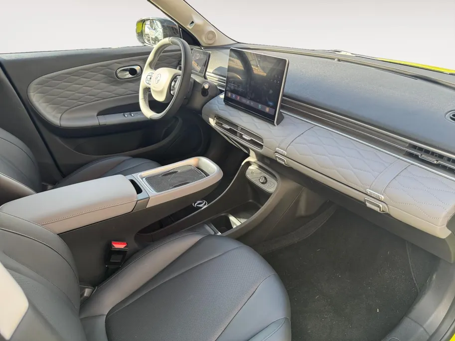 Dongfeng Box Launch Edition 42 kWh | Demo | Blacklime | Zeer compleet | meer dan 310 km range | 360 graden camera | Stoelkoeling/verwarming | Apple Carplay/ Android auto |