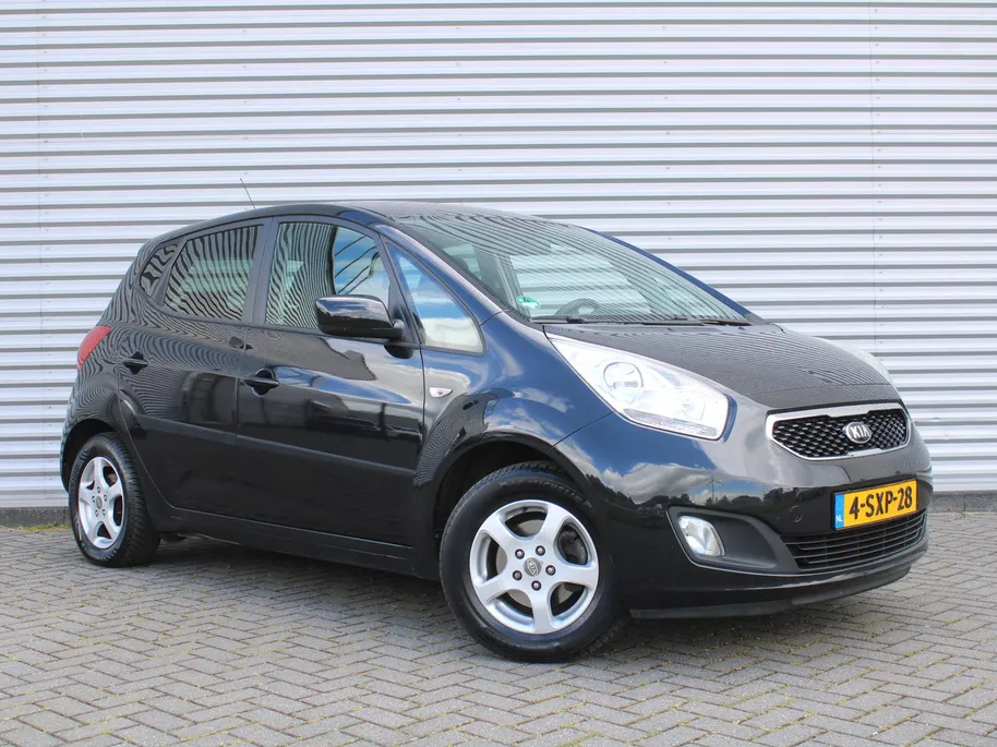 Kia Venga 1.4 CVVT 20th Anniversary | Trekhaak | Airco | Navi | Camera | Cruise | 15" LM | All seasons |