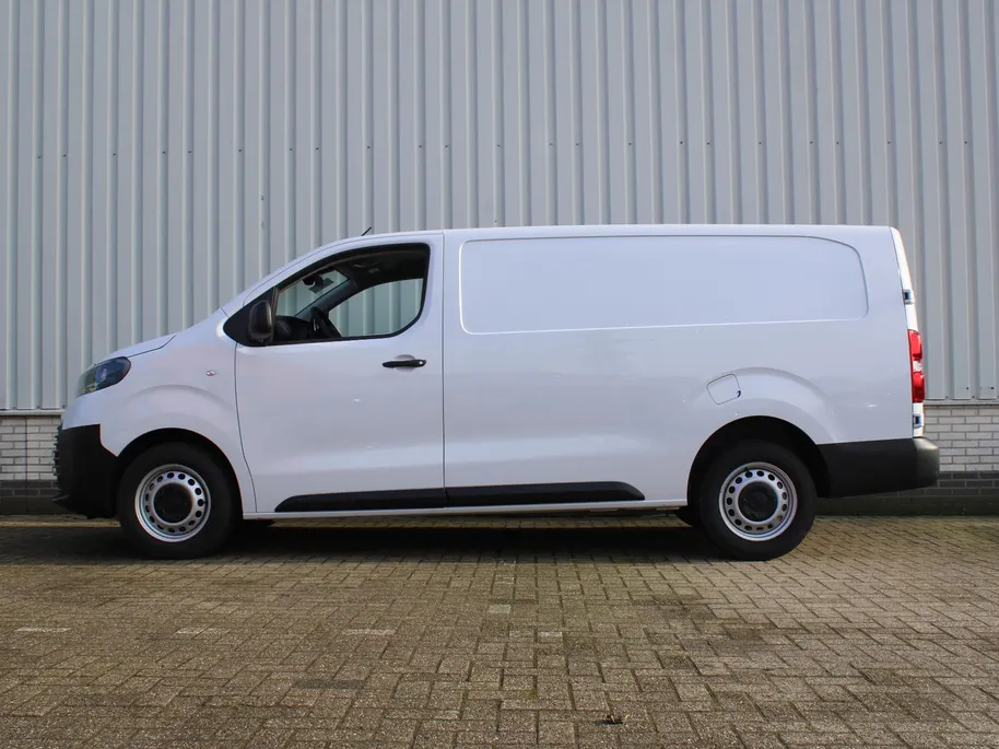 Toyota ProAce Long Worker 2.0 D-4D Challenger | Carplay | PDC | Airco | Cruise | Schuifdeur rechts |