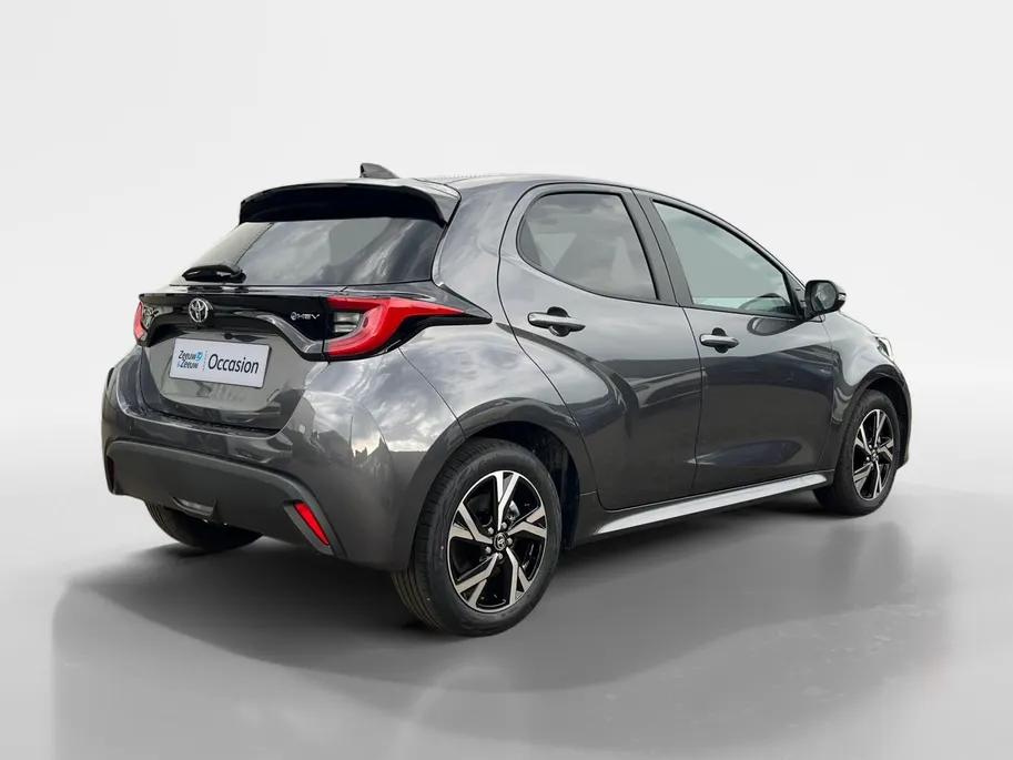 Toyota Yaris 1.5 Hybrid 115 Comfort | Parkeercamera | Climate control | Apple Carplay/Android Auto | Adaptive cruise control | LM-Velgen