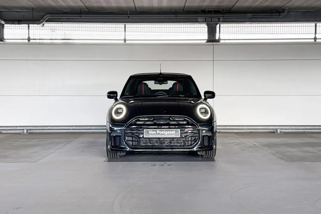 MINI Cooper cabrio 2.0 Cooper C John Cooper Works XL