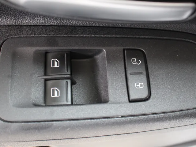 Volkswagen up! 1.0 5-drs | Airco | Radio | All Season banden