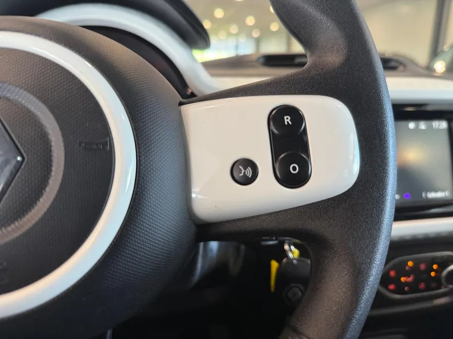 Renault Twingo Z.E. R80 Collection *Automaat*Navi*Climate*Parkeersensoren*Hoge instap*Kleine Draaicirkel!