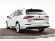 Volkswagen Golf variant Life Edition 1.5 eTSI 116 pk 7 versn. DSG · Achteruitrijcamera · draadloze telefoonlader · Prijs is inclusief inruilpremie · MEGA SALE