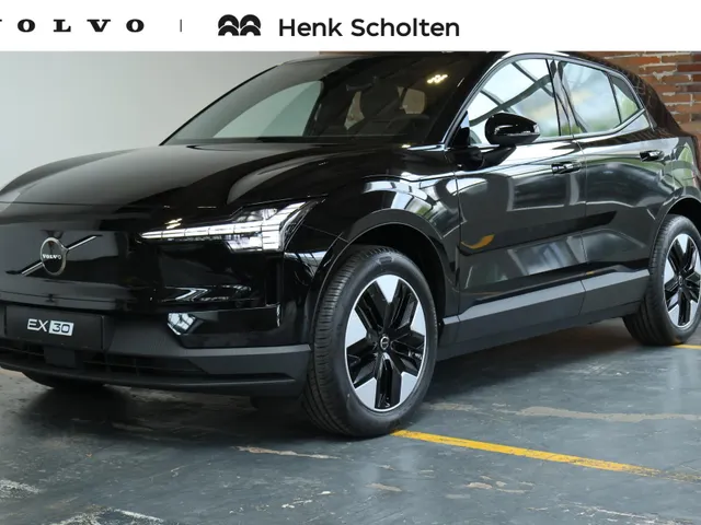 Volvo EX30