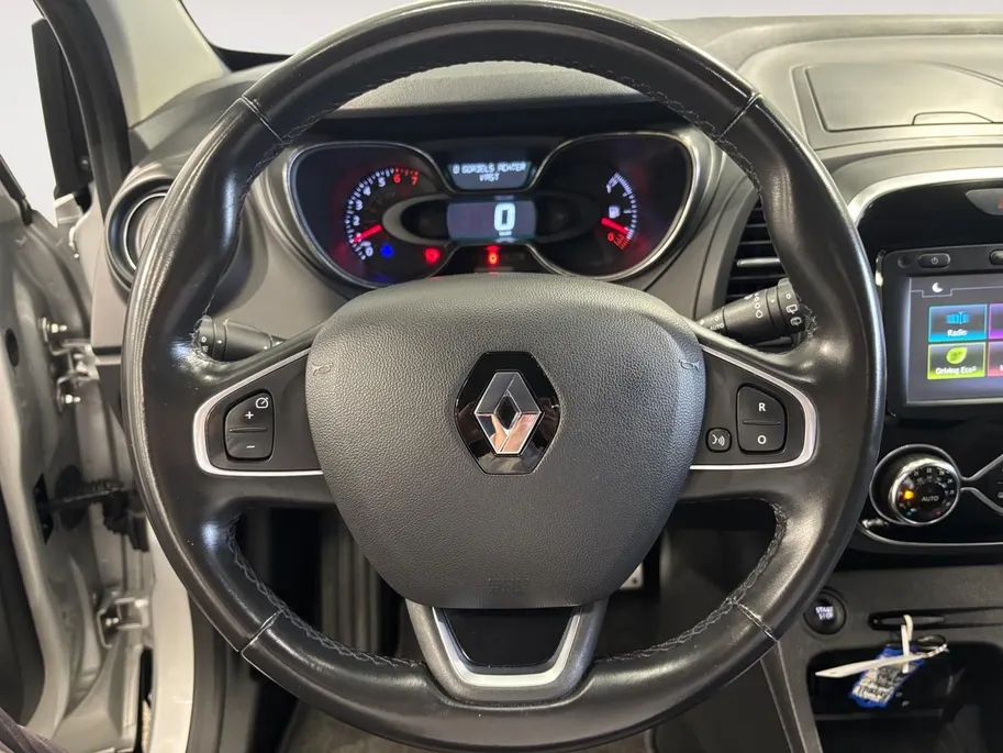 Renault Captur 0.9 TCe Intens | Trekhaak | Keyless entry / start | Airco | Cruise control