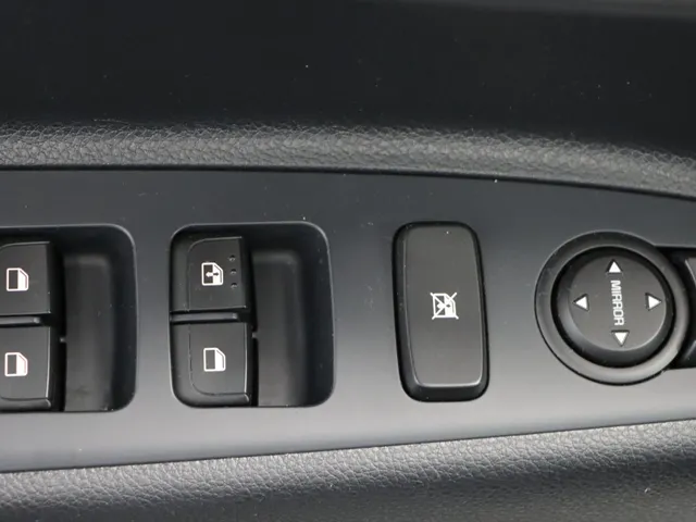 Kia Stonic 1.0 T-GDi MHEV DynamicLine Naviagatie