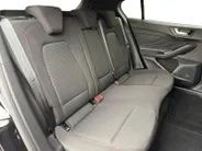 Ford Focus 1.0 EcoBoost Hybrid ST Line Style | Dealer onderhouden | NL auto | Winter pack | Cruise control | Parkeersensoren voor en achter | Achteruitrijcamera | Draadloos opladen mobiel | Apple carplay & Android auto | Keyless entry | Privacy glas | Bovag garantie