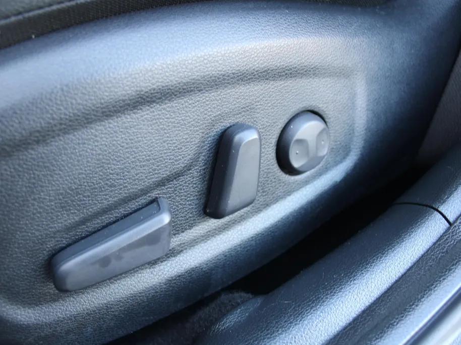 Kia XCeed 1.4 T-GDi ExecutiveLine | Trekhaak | Schuif-/kanteldak | Stuur-/stoelverwarming + ventilatie | 18' LM |