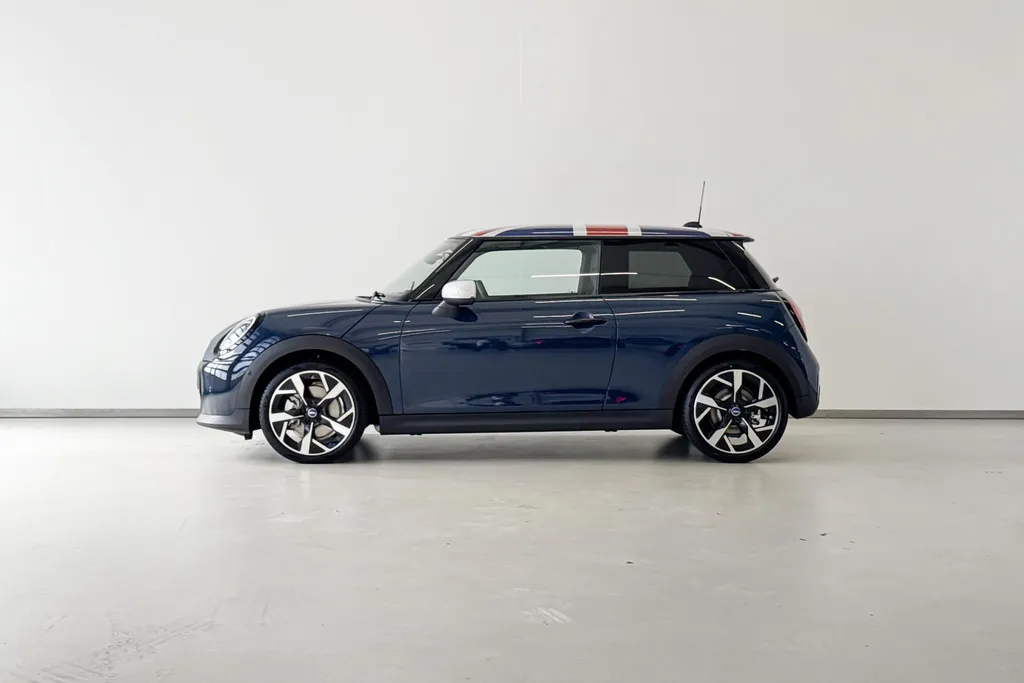 MINI Cooper 3-deurs 1.5 Cooper C Oxford Edition Classic