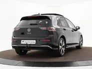 Volkswagen Golf 1.5 272pk DSG eHybrid GTE · Panoramadak · Wegklapbare Trekhaak · Camera · Apple/Android Car Play · 18'' Inch · Garantie t/m 16-10-2030 of 100.000km
