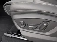 Audi Q7 55 TFSIe 280kW/381PK quattro S Line · Panoramadak · Trekhaak · Luchtvering · 360gr camera · Dodehoeksensor · 21'' · Servosluiting · Adaptive Cruise Control ·