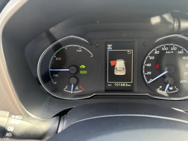 Toyota Yaris 1.5 Hybrid Bi-Tone | Navigatie | Trekhaak