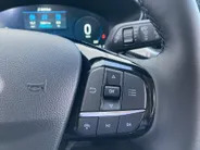 Ford Kuga 2.5 PHEV Titanium Elektrisch wegklapbare trekhaak - Draadloos opladen telefoon - Navigatie - Camera - DEMO