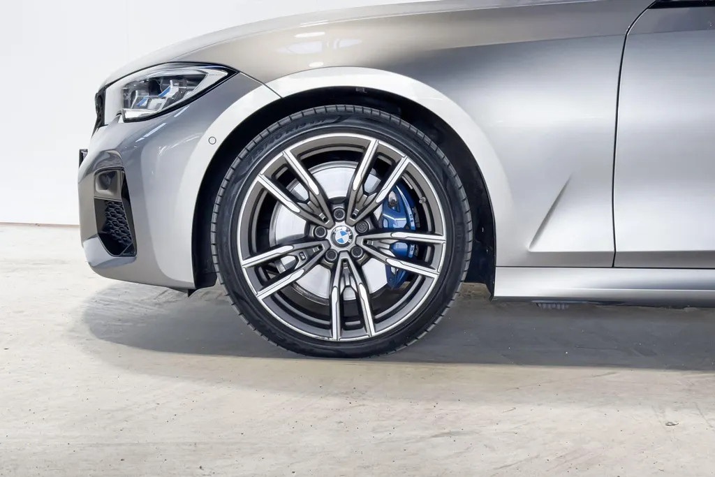BMW 3 Serie Touring M340i xDrive High Executive