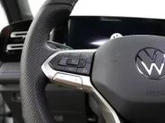 Volkswagen Tiguan 1.5 eHybrid 272pk DSG R-Line Edition · Panoramadak · Inklap. Trekhaak · 360 Camera · Matrix LED · Massagefunctie · Dodehoeksensor · Garantie t/m 27-10-2029 of 100.000km
