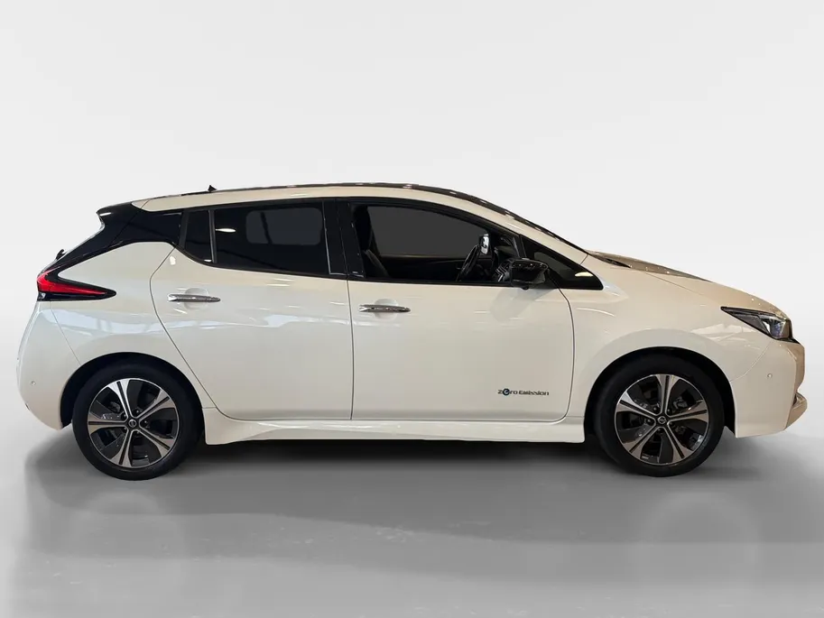 Nissan Leaf Tekna 40 kWh *Automaat*Navi+360Camera*Climate*Adaptive Cruise*Stoel/Stuur Verw.*Bose Sounds!