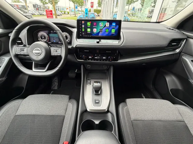Nissan QASHQAI 1.3 Mild-Hybrid 158pk Xtronic N-Connecta | Panoramadak | Head-Up | Cold Pack | Two-Tone | App Connect | Keyless