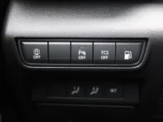 Mazda MX-30 e-SkyActiv R-EV 170 Advantage Industrial | Stoelverwarming | HUD | Dodehoek detectie | Elek. stoelverstelling | LED | 18' LM | Camera |