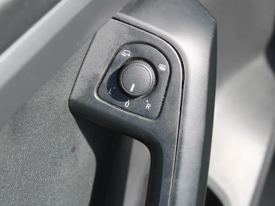 SEAT Ateca 1.0 EcoTSI Style | Navi | Clima | Elek. Trekhaak | Cruise adapt. | Elek. kofferklep | Camera | PDC | 17' LM | Stoelverwarming | Alcantara |
