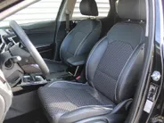 Kia Ceed Sportswagon 1.0 T-GDi DynamicPlusLine | Stoel- & stuurverwarming | Camera | Clima | Cruise | LED | Navi | Elek. achterklep | 16' LM |