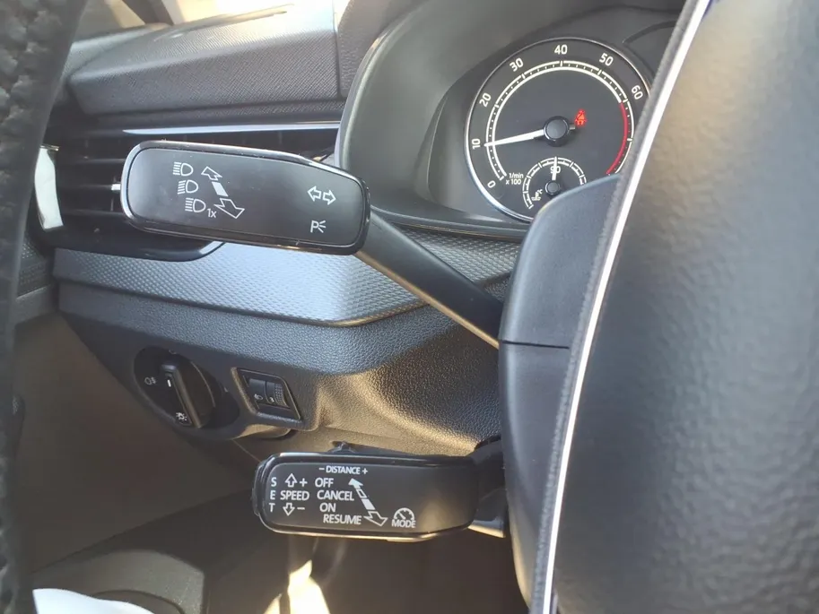 Škoda Kamiq 1.0 TSI Active Andriod/Apple carplay | PDC | Airco | Cruise controle | L.m.velgen | 1 jaar garantie