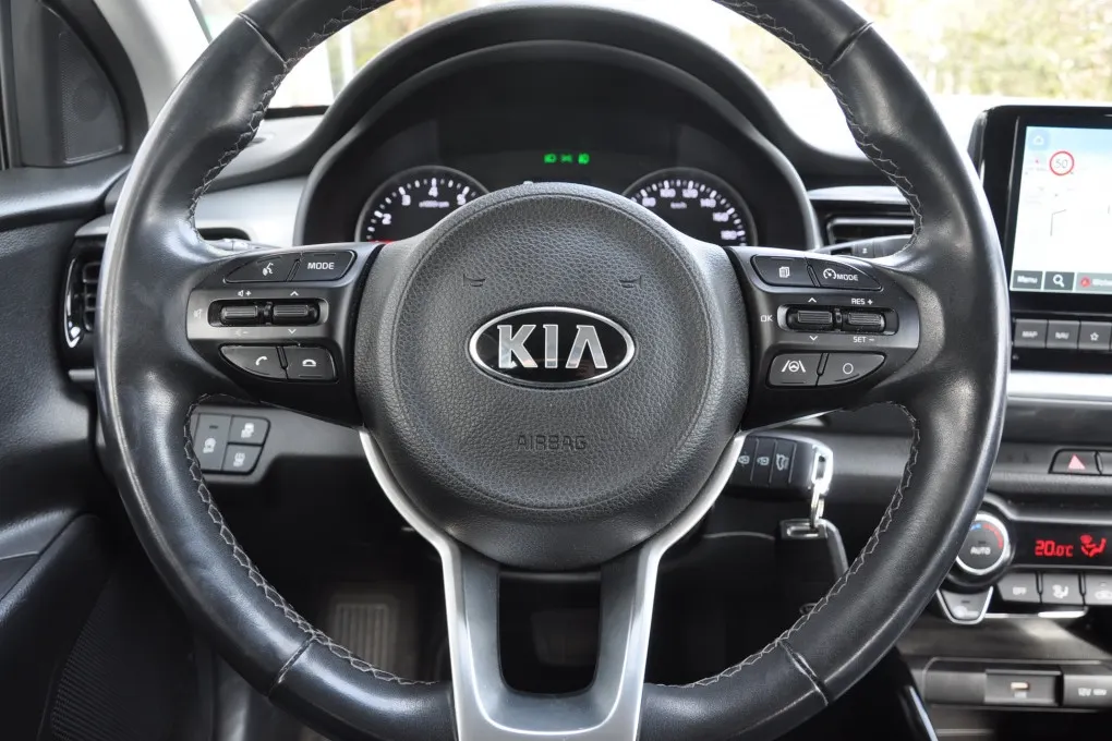 Kia Stonic 1.0 T-GDi MHEV Dyn L Clima Navi All Seasons
